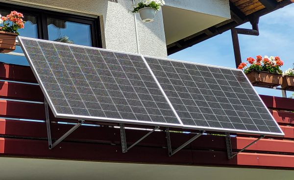 What’s All the Hype About Plug-In Solar, AKA Balcony Solar?